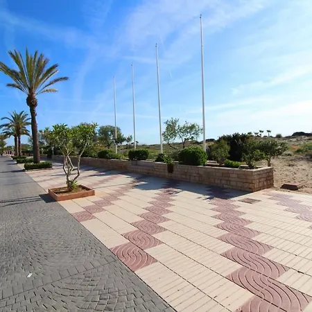 Global Properties, Increible Con Vistas Al Mar,